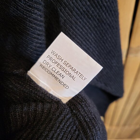 Cherfly V Neck Open Back Sweater Dress Size Medium Black NEW - Picture 8 of 8